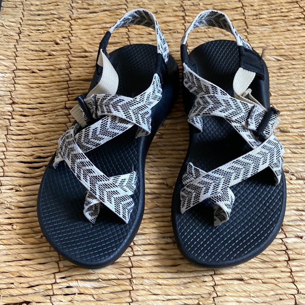 Chaco size 6